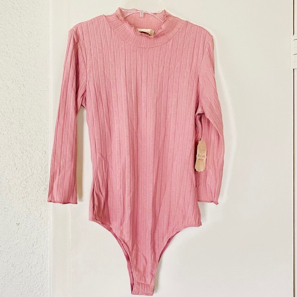 Altar’d State Pink Bodysuit NWT Medium - Picture 2 of 11